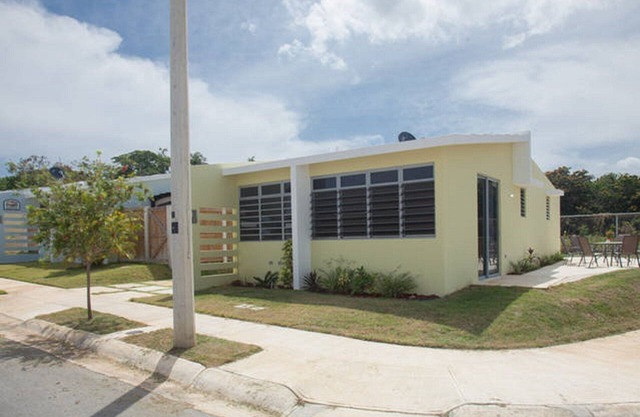 nuevo 2 BR 2 Bth w piscina a pie de playa y 3 restaurantes Bares por blackeagle marina
