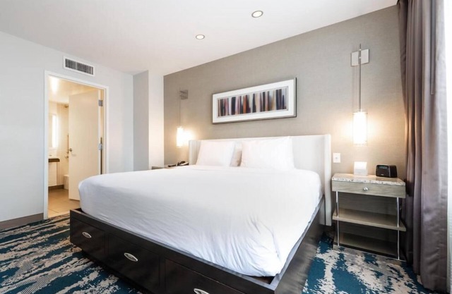 2 Charming Units in Trendy River North! Short Drive to Chicago O’Hare Airport!
