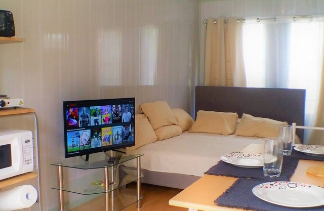 #2 Container Studio / 1BA, Great View & Location!
