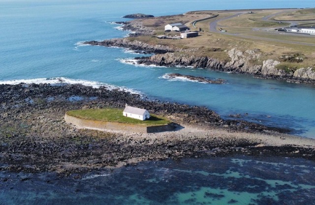Se aceptan mascotas cabaña con Wifi gratuito. Base ideal para explorar la isla de Anglesey ...