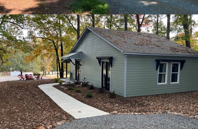 2 houses 1 lot 7BR 5.5BT