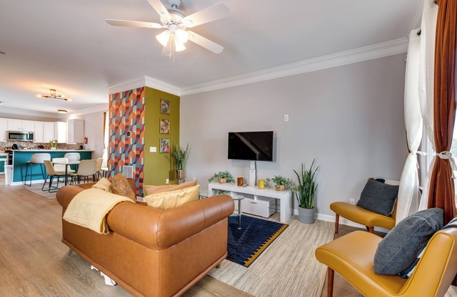 2 Mi to Dtwn: Family-Friendly Atlanta Retreat!