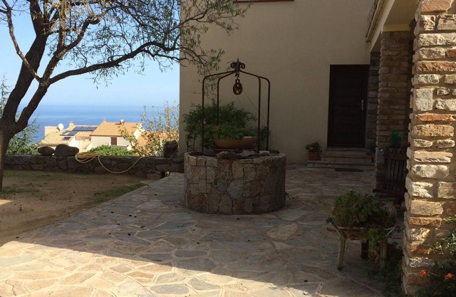 2 habitaciones en propiedad tranquila de 5 km de Ile Rousse playas privadas .Parking