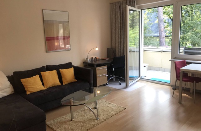 Departamento con dos cuartos en Berlin-Zehlendorf, muy cerca del Schlachtensee.