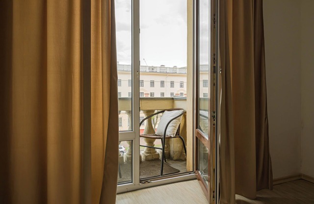 2-room apartment with view the avenue