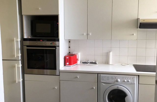 2 habitaciones disponibles en un hermoso apartamento en co-ubicación del 01/04/17