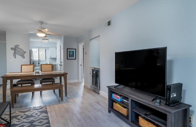 2001 Marsh Walk Villa