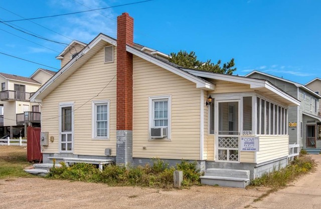 212 - ¡Linda casa de alquiler junto al océano en South Nags Head dentro de Steps to the Ocean!