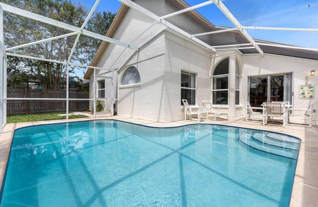 2974 Viscount Villa 3bed+ Pool&Spa
