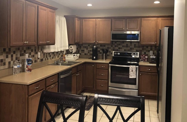 2B/2Bath house in a Quiet neighborhood