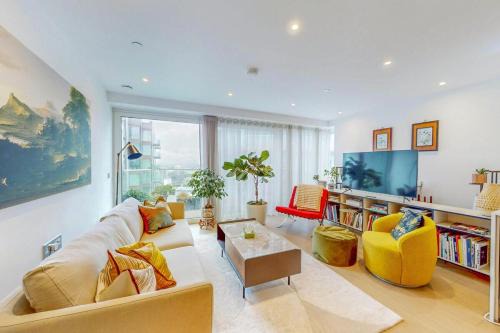 2BDR Near Thames Path & Woolwich Elizabeth Line
