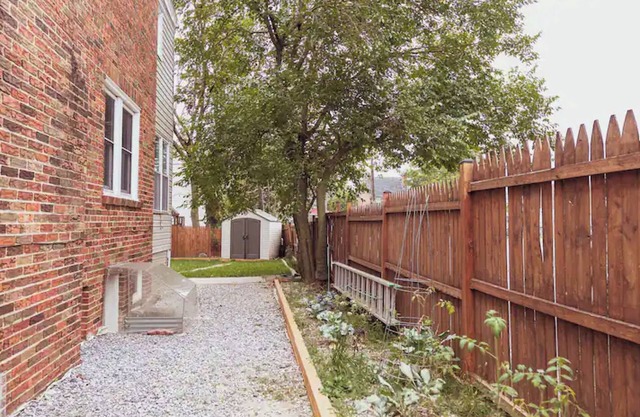 2BR & 1BA Self Contained apartment in vibrant downtown Silver Spring