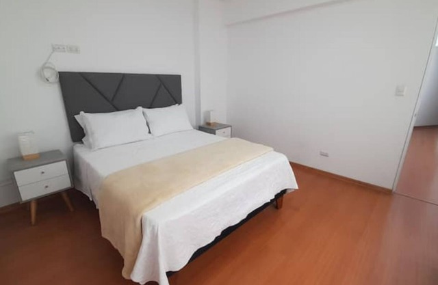 2BR/3BA/1GA/BALC Vista Av. San Borja Norte Cdra.8