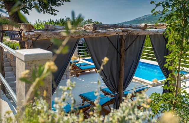 3 bedroom accommodation in Moscenicka Draga