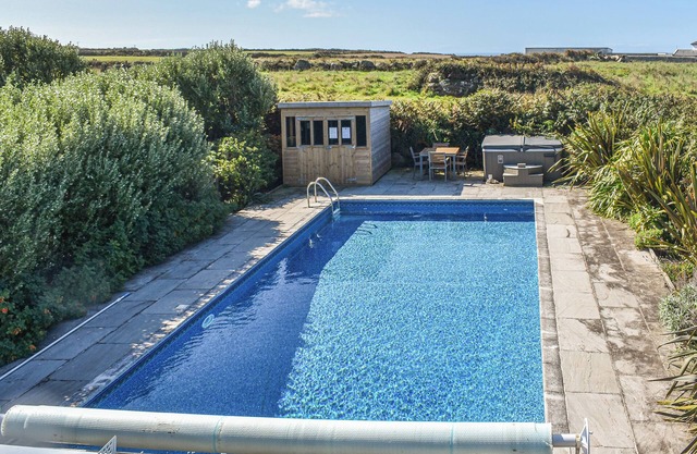 Alojamiento de 3 habitaciones en Sennen Cove