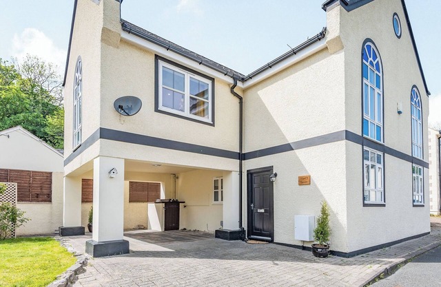 Alojamiento de 3 habitaciones en Bryn Pydew