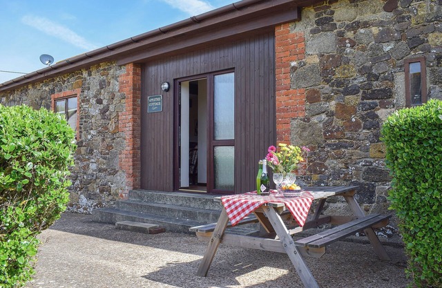 Alojamiento de 3 habitaciones en Brighstone