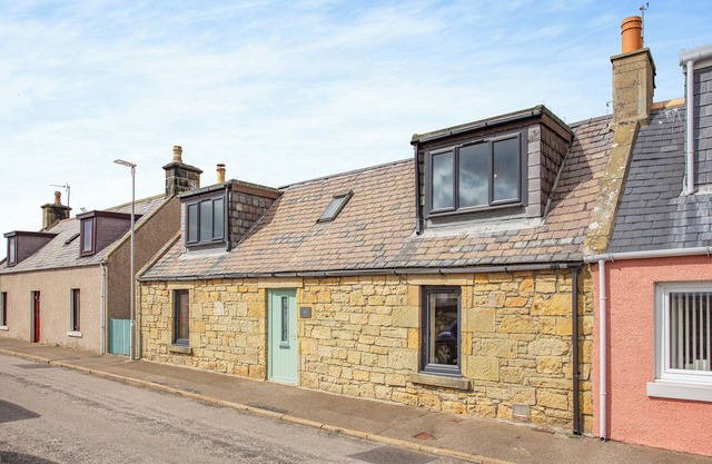 Alojamiento de 3 habitaciones en Burghead