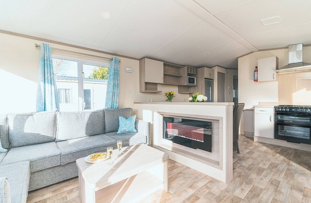 3 bedroom accommodation in Talacre, Holywell