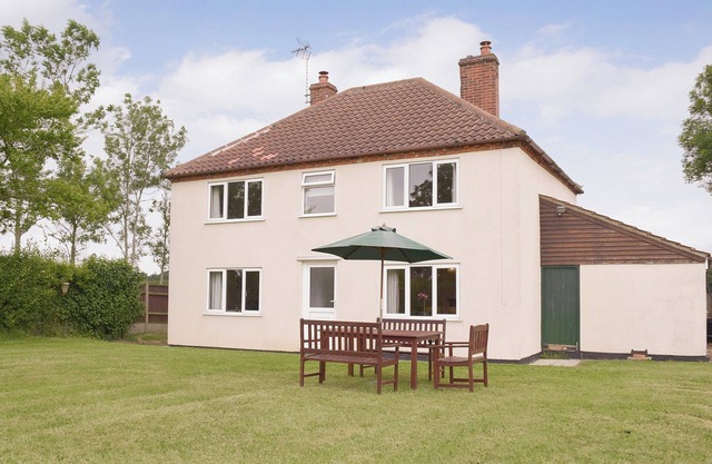 Alojamiento de 3 habitaciones en Frostenden, near Beccles