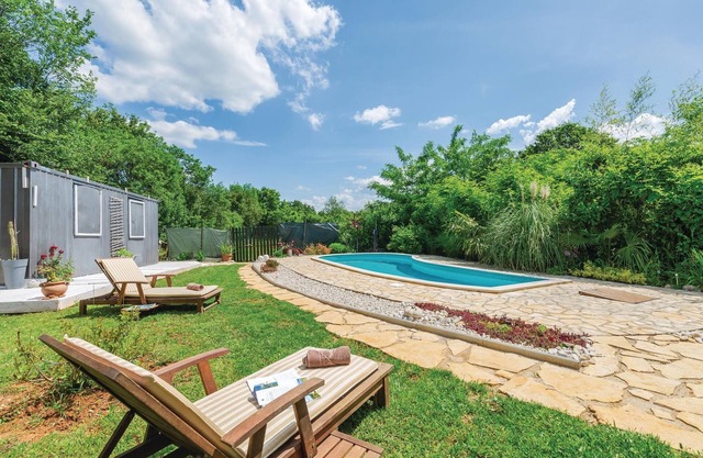Alojamiento de 3 habitaciones en Medaki