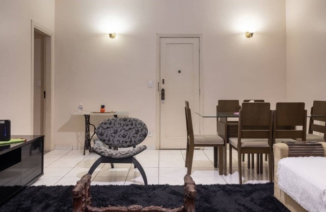 03 Bedrooms in Front of Itararé Beach / S.V