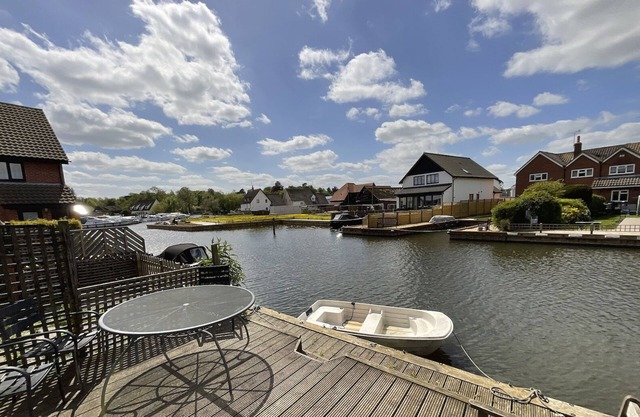 3 dormitorios Swan Cottage en Wroxham, Norfolk, Norfolk Broads, Inglaterra
