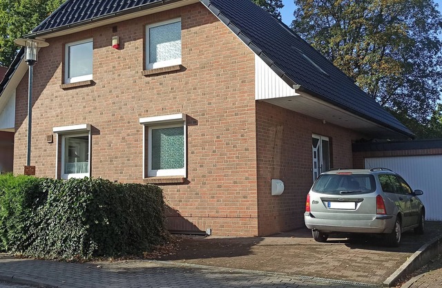 3 bedrooms 6 guests quiet 110sqm near the airport