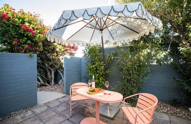 3 Private Rooms At The Wesley Hotel Perfect for Group Stays