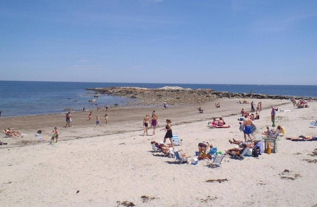 30 PASOS A SANDY BEACH W / CUBIERTA PRIVADA Y ESCALERAS EN EL MAR