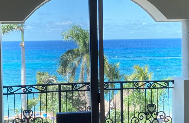 305 The Landmark Resort of Cozumel