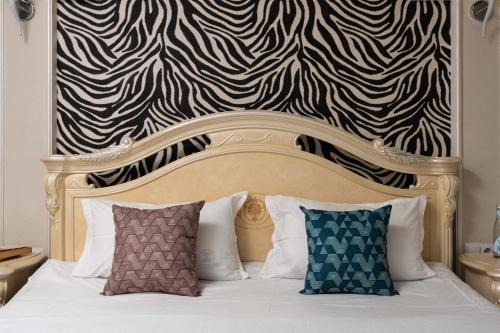 32 Elegant Apartment in CENTER-1, near Le Grand Plaza Hotel, Uzbekistan Hotel, Green EcoPark