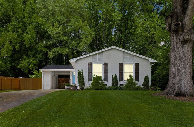 3B Great Family Relocation Home in VRBO