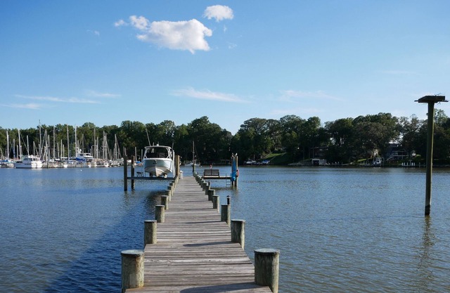 Retiro frente al mar 3BR / 3BA con muelle privado