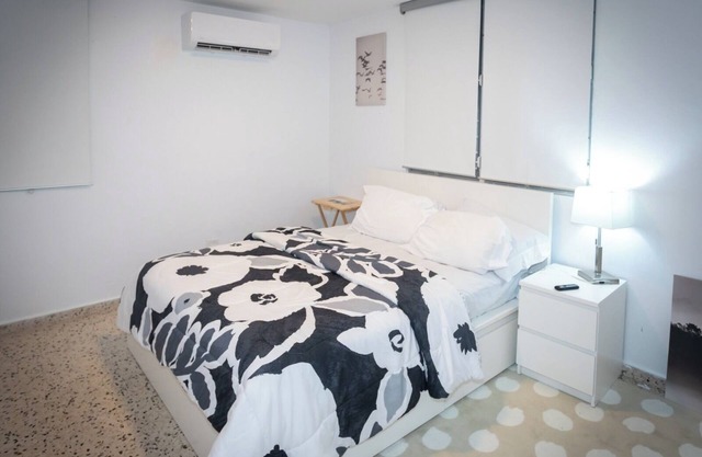 Apartamento de 3 habitaciones con HDTV, a 5 minutos de la playa, mascotas OK