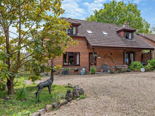 4 Bed in Wareham 77511