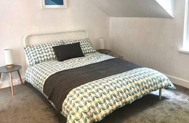 4 bed Townhouse