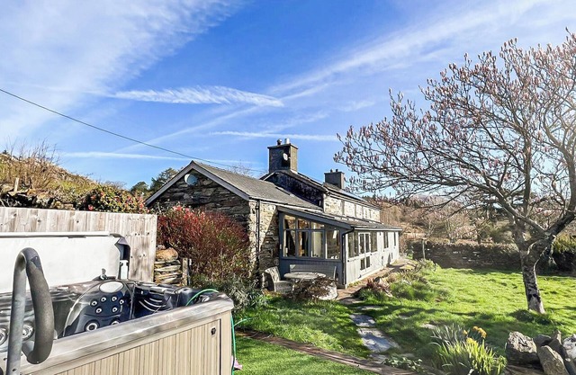 Alojamiento de 4 habitaciones en Penrhyndeudraeth, near Porthmadog