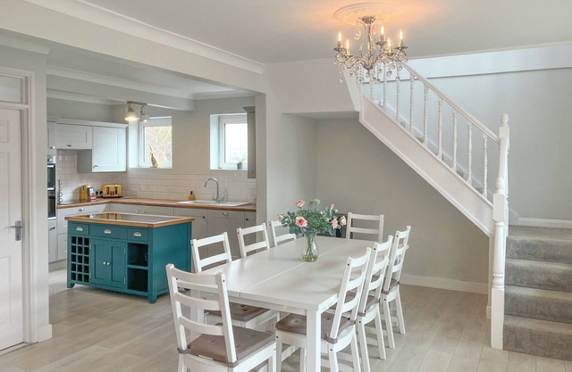 Alojamiento de 4 habitaciones en Hayling Island