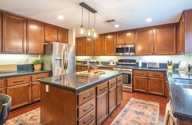 4 Bedroom Single family 447551 by Houzlet