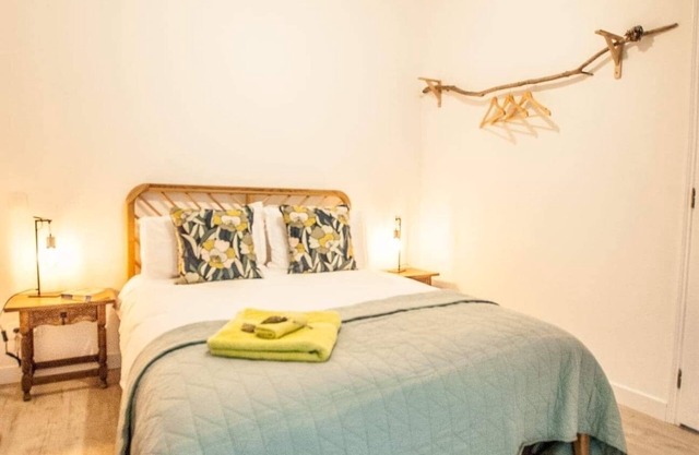 4 habitaciones con baño en la hermosa casa de viticultores