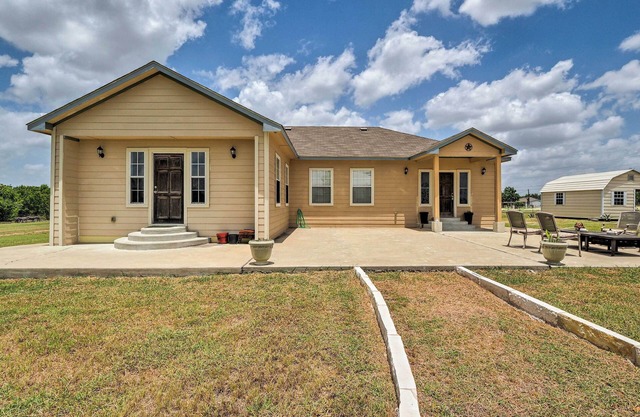 ¡NUEVO! Austin Home en 3 Acres por F1 Racing Circuit!