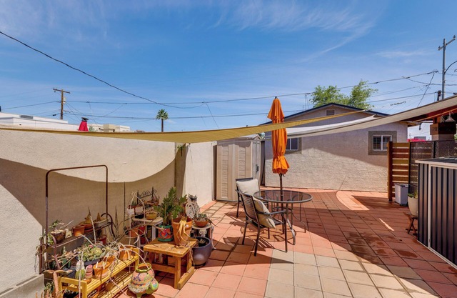 4 Mi to Dtwn: Cozy Casita in Phoenix!