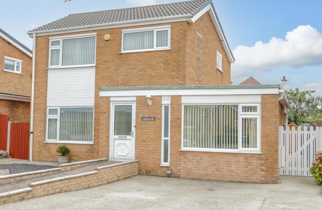 4 Penrhyn Beach East