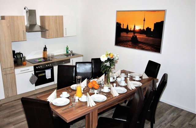 4 habitaciones, hasta 14 personas, muebles de lujo, "hibiscus".