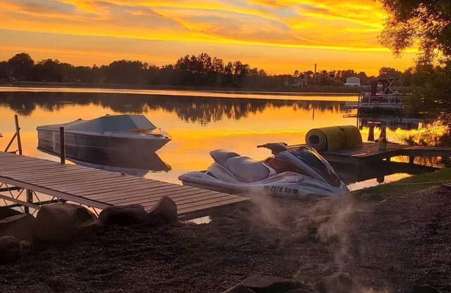 4 estaciones de diversión en Beaver Dam Lago!