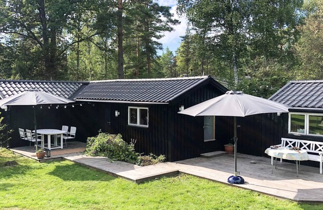 4 esrellas case en LJUSTERÖ