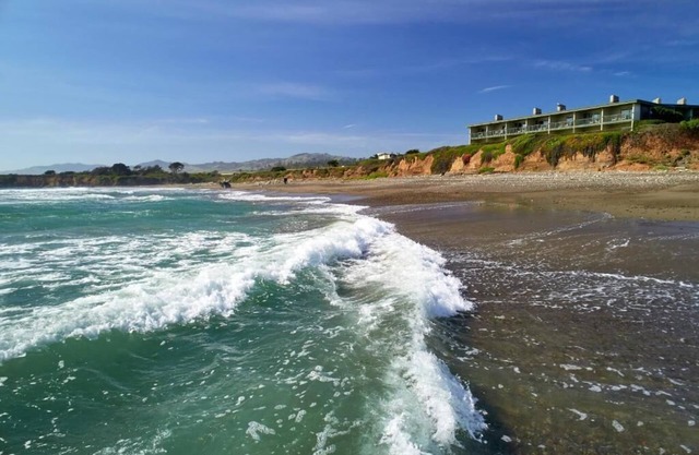 4 Units | 2 Queen Beds Room | Oceanfront Resort w/ Scenic View