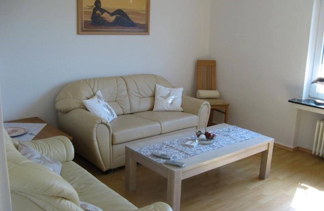 4**** Piso de vacaciones "Prior" con pequeño balcón, uso del jardín y WLAN