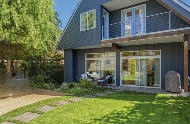 4BR 4BA The Gardens at Queen Anne